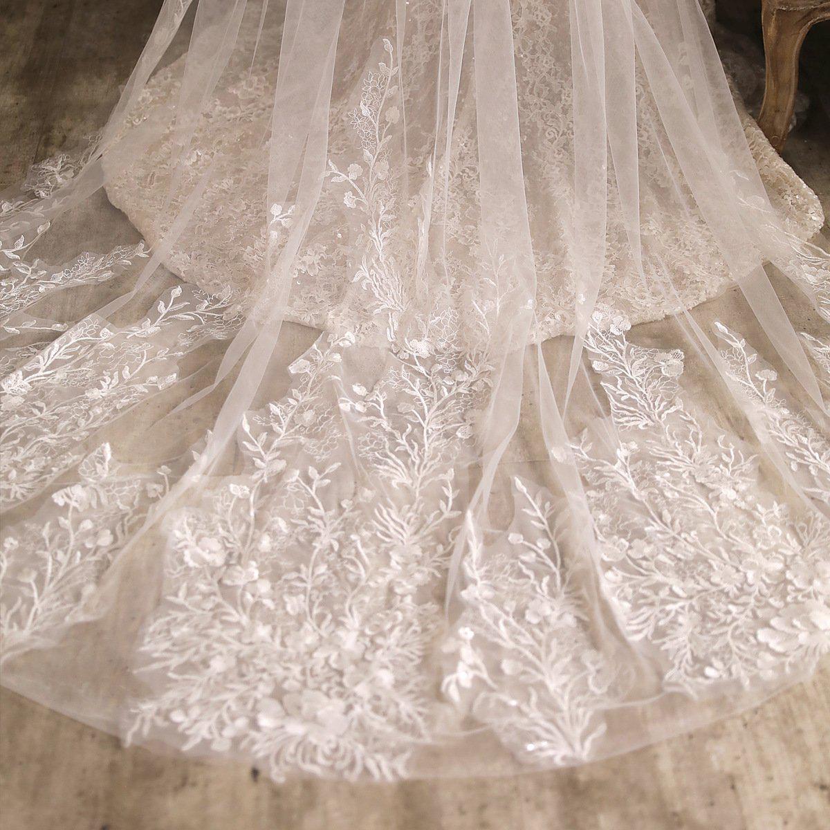 Cathedral Length Bridal Lace Veil VINIODRESS-Accessories 2025 -Viniodress-Ivory-