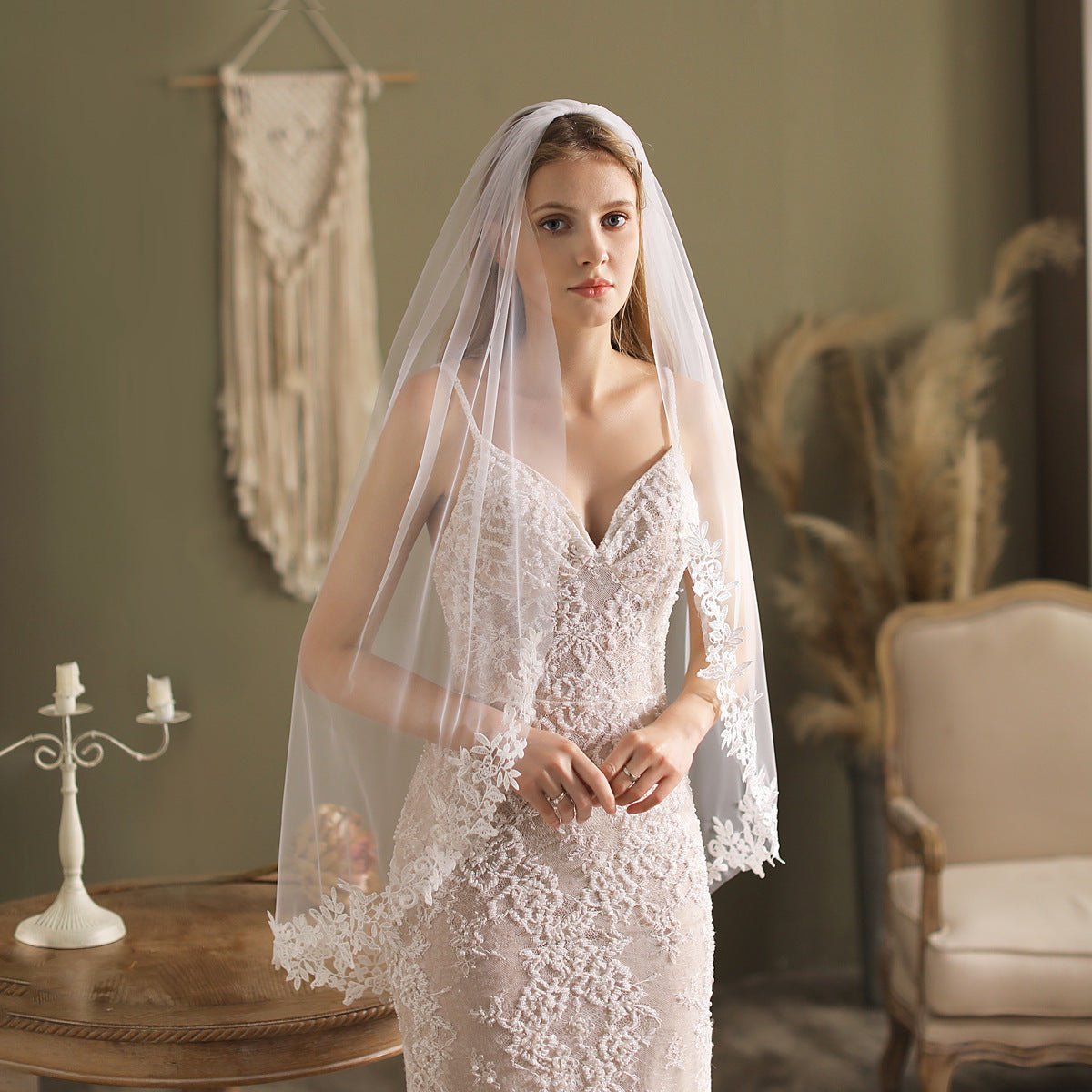 Fingertip Length Lacy Veil-Accessories 2025 -Viniodress-Ivory-