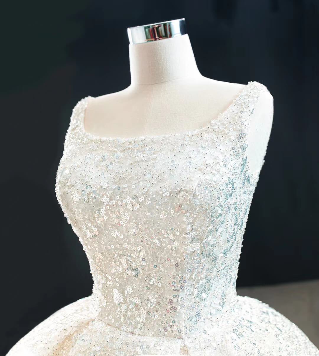 Glittery Sequin Wedding Dresses Squre Neck Bridal Gown with Long Tail VW1762-wedding dresses 2025 -Viniodress-Ivory-Custom Size-