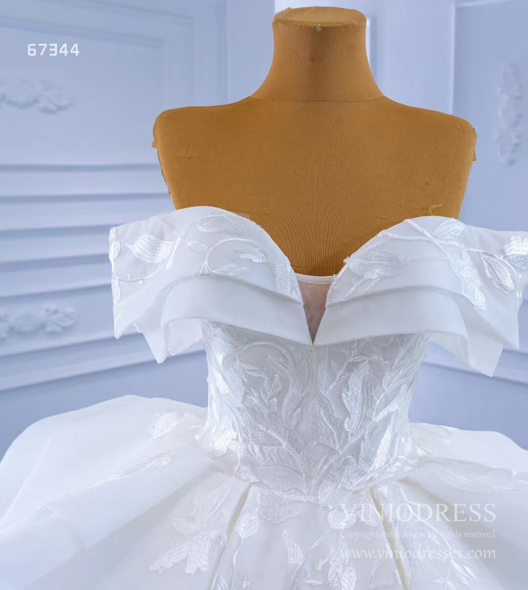 Off Shoulder Lace Applique Wedding Gown Dubai Wedding Dress 67344-wedding dresses-Viniodress-Viniodress