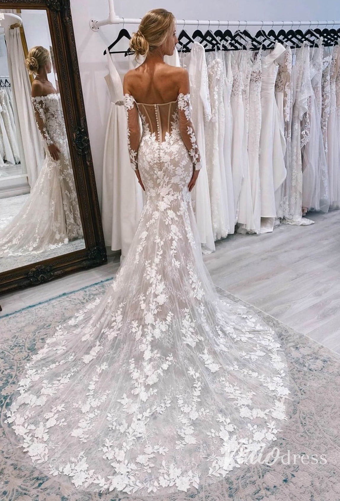 Romantic Lace Appliqués Mermaid Wedding Dress with Illusion Long Sleeves, Chapel Train – ML143-wedding dresses 2025 -Viniodress-Nude-Custom Size-