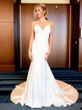 <transcy>Vestidos de novia minimalistas elegantes con tirantes finos y vaina VW1420</transcy>