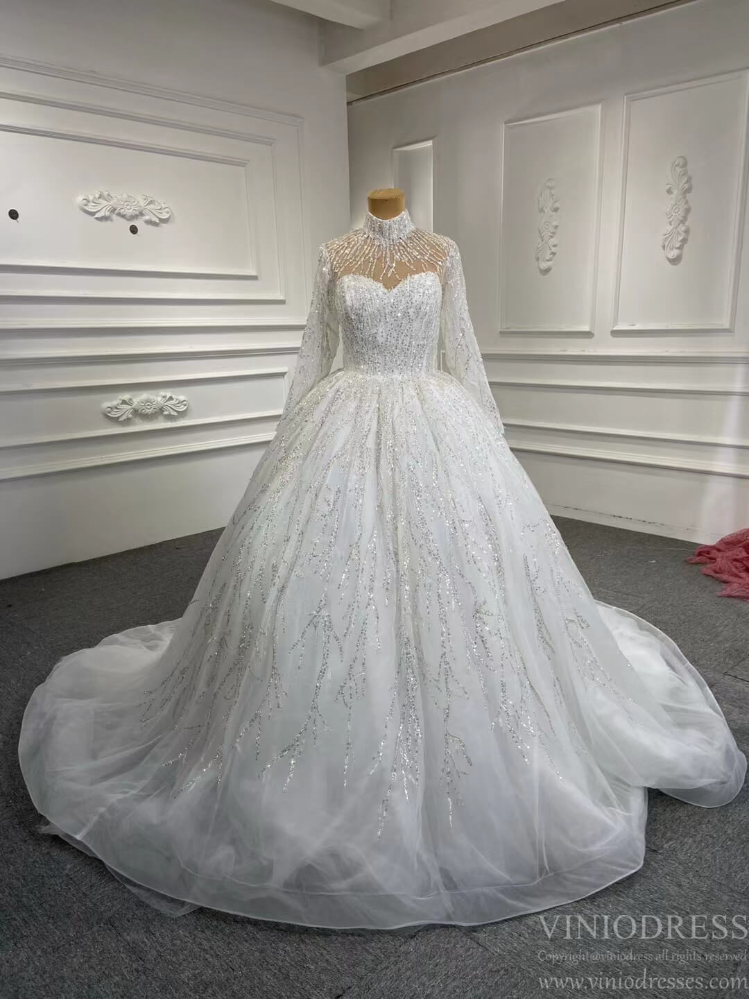 Sparkly High Neck Ball Gown Wedding Dresses with Sleeves 67226-wedding dresses 2025 -Viniodress-Sweetheart neck-Ivory-Custom Size